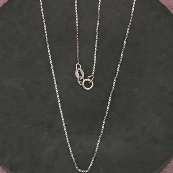 ⚡️reserved⚡️ sterling silver 1mm box chain necklace size 18in - Picture 3 of 3